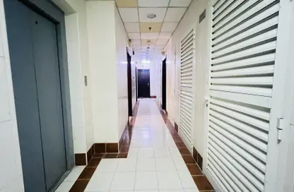 Apartment - Studio - 1 Bathroom for rent in Bu Tina - Al Sharq - Sharjah