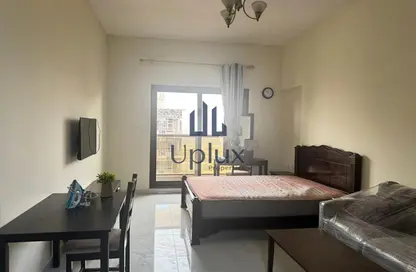 شقة - 1 حمام للايجار في مساكن النخبة رقم 6 - مساكن النخبة الرياضية - مدينة دبي الرياضية - دبي