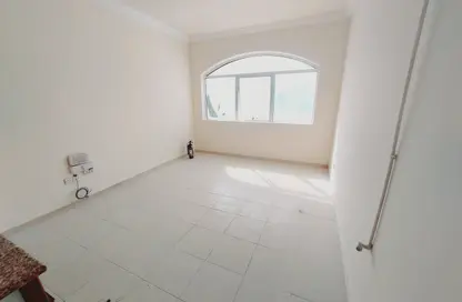 Apartment - Studio - 1 Bathroom for rent in Fire Station Road - Muwaileh - Sharjah