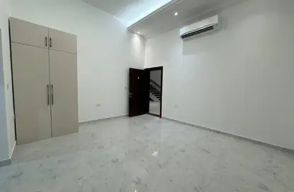 Apartment - Studio - 1 Bathroom for rent in Mohamed Bin Zayed Centre - Mohamed Bin Zayed City - Abu Dhabi