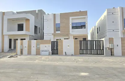 فيلا - 3 غرف نوم - 5 حمامات للايجار في الزاهية جاردنز - الزاهية - عجمان
