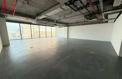 مكتب - استوديو - 1 حمام للايجار في عود ميثاء - بر دبي - دبي