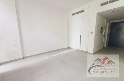 Apartment - Studio - 1 Bathroom for rent in East Village - Aljada - Sharjah