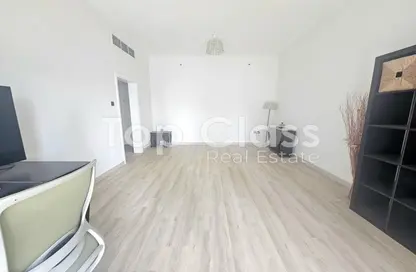 Apartment - 1 Bedroom - 2 Bathrooms for sale in Marina Pinnacle - Dubai Marina - Dubai Apartment - 1 Bedroom - 2 Bathrooms for sale in Marina Pinnacle - Dubai Marina - Dubai