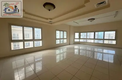 Apartment - 3 Bedrooms - 3 Bathrooms for rent in Al Majaz 1 - Al Majaz - Sharjah
