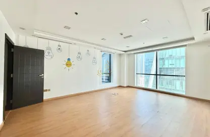 مكتب - استوديو - 1 حمام للايجار في برج ريجال - الخليج التجاري - دبي مكتب - استوديو - 1 حمام للايجار في برج ريجال - الخليج التجاري - دبي