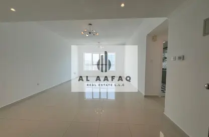 Apartment - 2 Bedrooms - 3 Bathrooms for rent in Al Majaz 1 - Al Majaz - Sharjah
