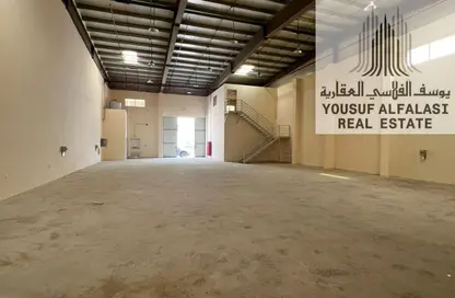 Warehouse - Studio - 4 Bathrooms for rent in Umm Al Thuoob - Umm Al Quwain