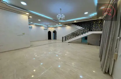 Villa - 7+ Bedrooms - 4 Bathrooms for rent in Al Kharran - Ras Al Khaimah