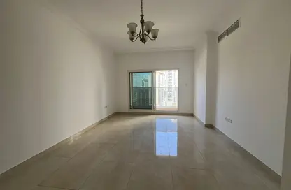 شقة - 2 غرف نوم - 2 حمامات للايجار في المجاز 2 - المجاز - الشارقة