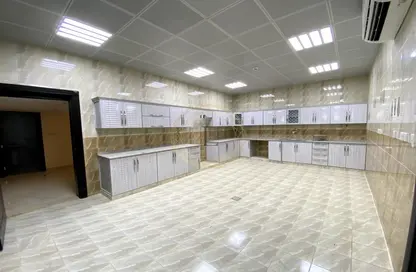 Villa - 4 Bedrooms - 6 Bathrooms for rent in Al Sarooj - Al Ain