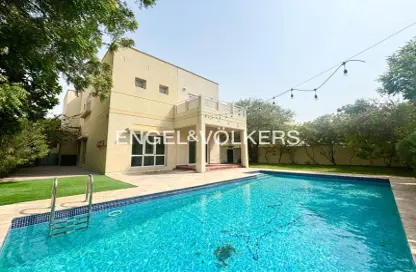 Villa - 3 Bedrooms - 4 Bathrooms for rent in Meadows 9 - Meadows - Dubai