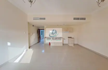 Empty Room image for: Apartment - 1 Bathroom for rent in Bukhara Street - Al Nahda - Sharjah, Image 1