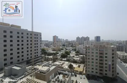 شقة - 2 غرف نوم - 2 حمامات للايجار في برج الكورنيش - طريق كورنيش عجمان - عجمان