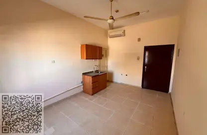Apartment - Studio - 1 Bathroom for rent in Al Mowaihat 3 - Al Mowaihat - Ajman