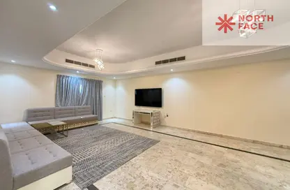 Villa - 3 Bedrooms - 4 Bathrooms for rent in Mirdif 35 - Mushraif - Mirdif - Dubai