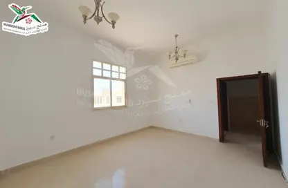Apartment - 1 Bedroom - 1 Bathroom for rent in Al Dafeinah - Asharej - Al Ain
