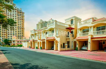 تاون هاوس - 2 غرف نوم - 3 حمامات للايجار في تاون هاوسز قرية الحمرا - قرية الحمرا - رأس الخيمة