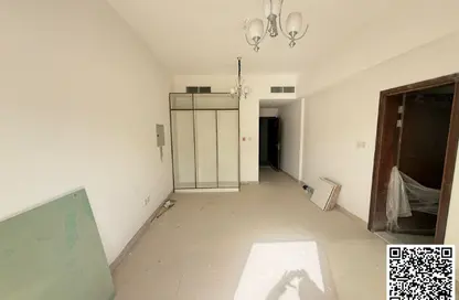 Apartment - Studio - 1 Bathroom for sale in Al Amira Village - Al Yasmeen - Ajman