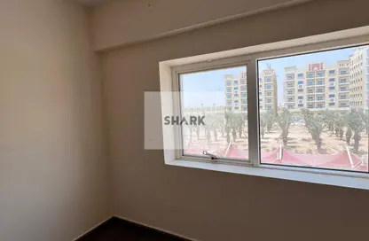 شقة - 2 غرف نوم - 3 حمامات للبيع في قرية الاميرة - الياسمين - عجمان