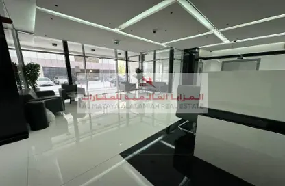 شقة - 2 غرف نوم - 3 حمامات للايجار في برج الشهد - الخان لاجون - الخان - الشارقة