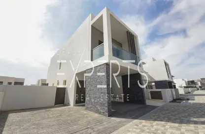 Villa - 4 Bedrooms - 5 Bathrooms for sale in The Cedars - Yas Acres - Yas Island - Abu Dhabi
