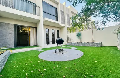 Villa - 3 Bedrooms - 4 Bathrooms for rent in Zinnia - Damac Hills 2 - Dubai