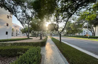 Apartment - 1 Bedroom - 1 Bathroom for rent in The Gardens Buildings - The Gardens - Dubai