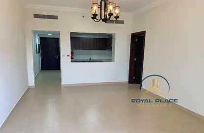شقة - غرفة نوم - 2 حمامات للايجار في غلوبال غولف ريزيدنس 2 - مدينة دبي الرياضية - دبي