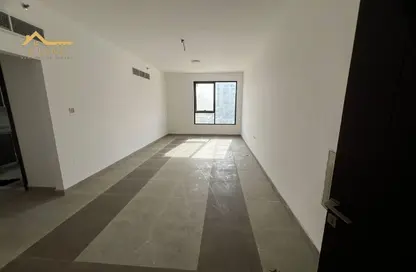 Apartment - 1 Bedroom - 2 Bathrooms for rent in Muwailih Building - Muwaileh - Sharjah
