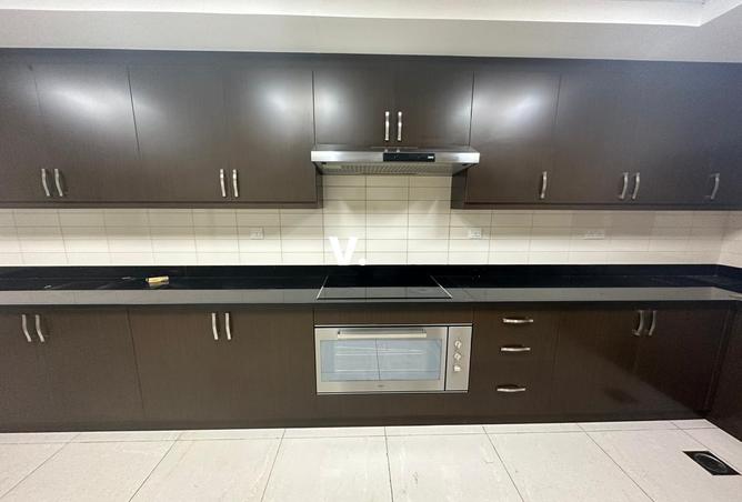 15571594 - Property Image 3