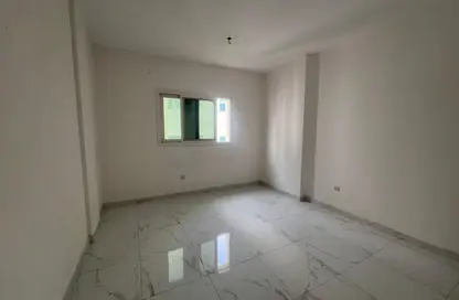 Apartment - 1 Bedroom - 1 Bathroom for rent in Al Qulaya'ah - Al Sharq - Sharjah