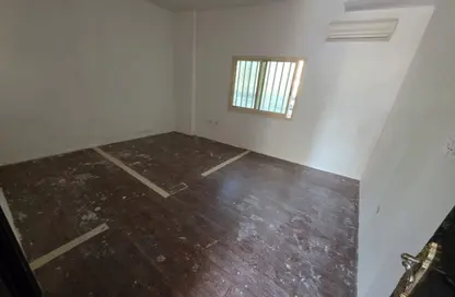 شقة - 1 حمام للايجار في مساكن كورنيش عجمان - طريق كورنيش عجمان - عجمان شقة - 1 حمام للايجار في مساكن كورنيش عجمان - طريق كورنيش عجمان - عجمان