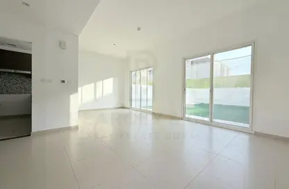 Townhouse - 3 Bedrooms - 4 Bathrooms for rent in Arabella Townhouses 3 - Arabella Townhouses - Mudon - Dubai