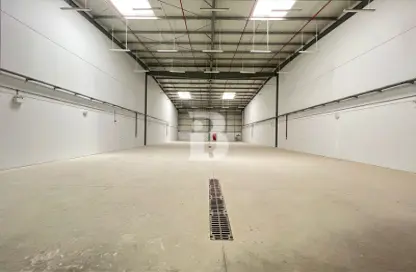 Taxfree 480 KW 60000 Sqft Warehouse in Jebel Ali