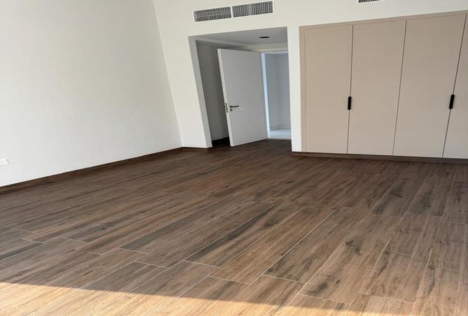 15270100 - Property Image 2