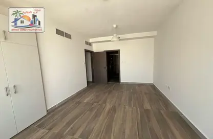 Apartment - 3 Bedrooms - 3 Bathrooms for rent in Gulfa Towers - Al Rashidiya 1 - Al Rashidiya - Ajman