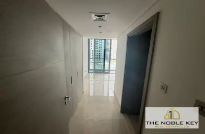 Apartment - 2 Bedrooms - 3 Bathrooms for rent in The Sterling West - The Sterling - Business Bay - Dubai