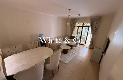 شقة - غرفة نوم - 2 حمامات للايجار في كمون 3 - كمون - المدينة القديمة - دبي شقة - غرفة نوم - 2 حمامات للايجار في كمون 3 - كمون - المدينة القديمة - دبي