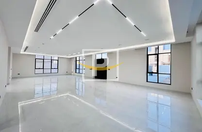 فيلا - 5 غرف نوم - 6 حمامات للايجار في العوير 1 - العوير - دبي