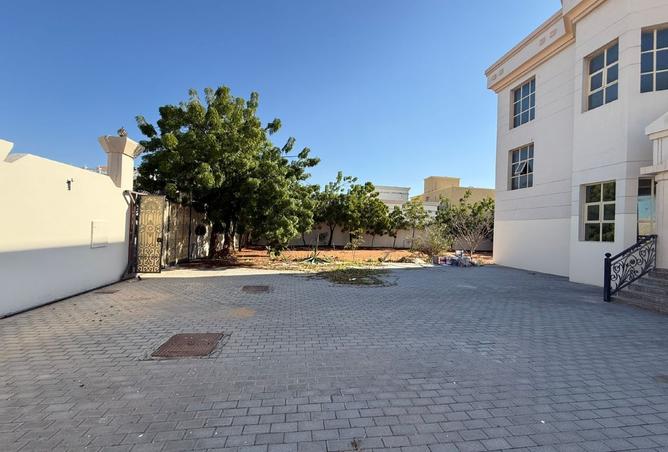 16042861 - صورة العقار 3