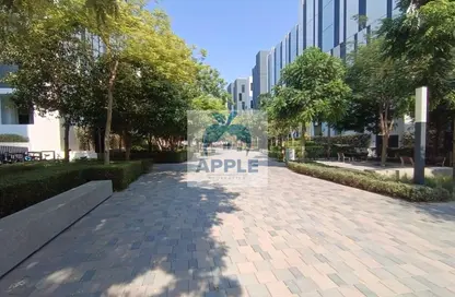 شقة - 1 حمام للايجار في ذا لينك - إيست فييليدج - الجادة - الشارقة