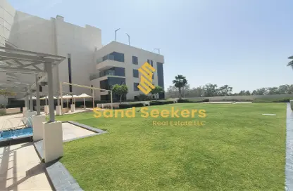 Apartment - 3 Bedrooms - 4 Bathrooms for rent in Bloom Marina - Al Bateen - Abu Dhabi