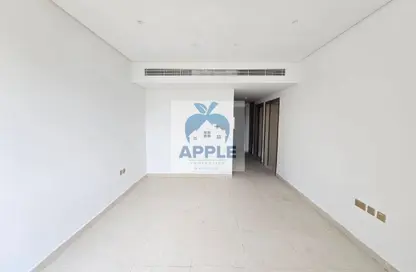 شقة - غرفة نوم - 2 حمامات للايجار في الزاهية - تجارية مويلح - الشارقة