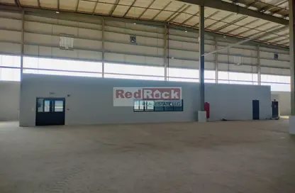 Warehouse - Studio - 3 Bathrooms for rent in Saih Shuaib 4 - Dubai Industrial City - Dubai