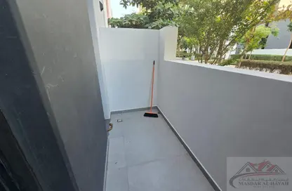 Apartment - Studio - 1 Bathroom for rent in The Link - East Village - Aljada - Sharjah