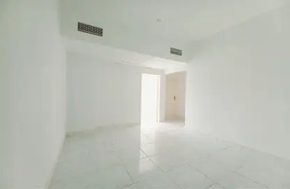 Apartment - 2 Bedrooms - 1 Bathroom for rent in Al Zain Tower - Al Nahda - Sharjah
