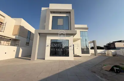 فيلا - 4 غرف نوم - 5 حمامات للايجار في فلل القوز 1 - القوز 1 - القوز - دبي