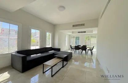 Villa - 3 Bedrooms - 3 Bathrooms for rent in Springs 15 - The Springs - Dubai