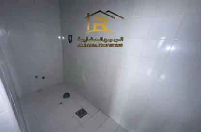 Apartment - 1 Bedroom - 3 Bathrooms for rent in Sheikh Jaber Al Sabah Street - Al Naimiya - Al Nuaimiya - Ajman